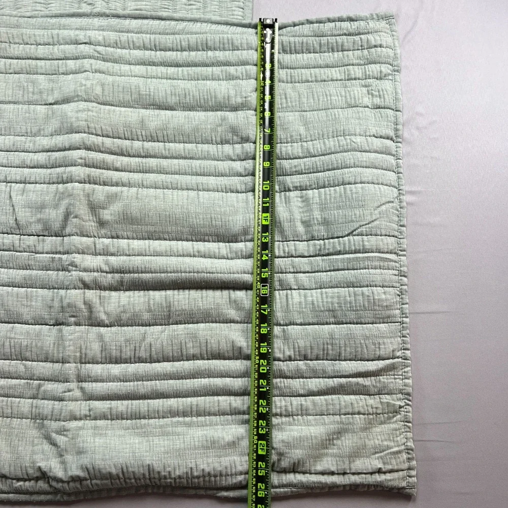 Set Of 2 Dkny Euro Square Pillow Shams Mint Green Quilted Textured (26
